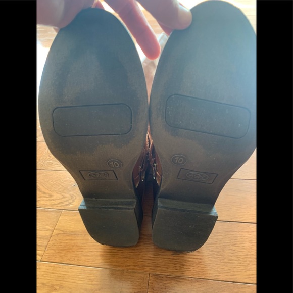 🔥Steve Madden Tan Buckle Boots🔥 - Picture 5 of 9